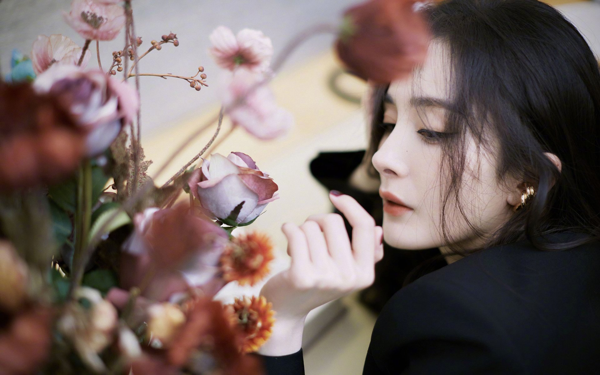 开云体育视频直播-《faker：2025年新赛季目标全解析，鲤鱼跃龙门》，faker明年会打比赛么